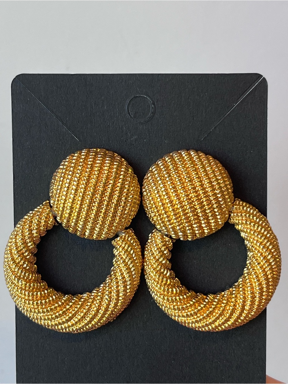 Vintage Hammered Gold Tone Door Knocker Statement Earrings 80’s